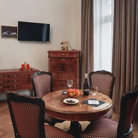 Piotrkowska 82 By Good Time 아파트